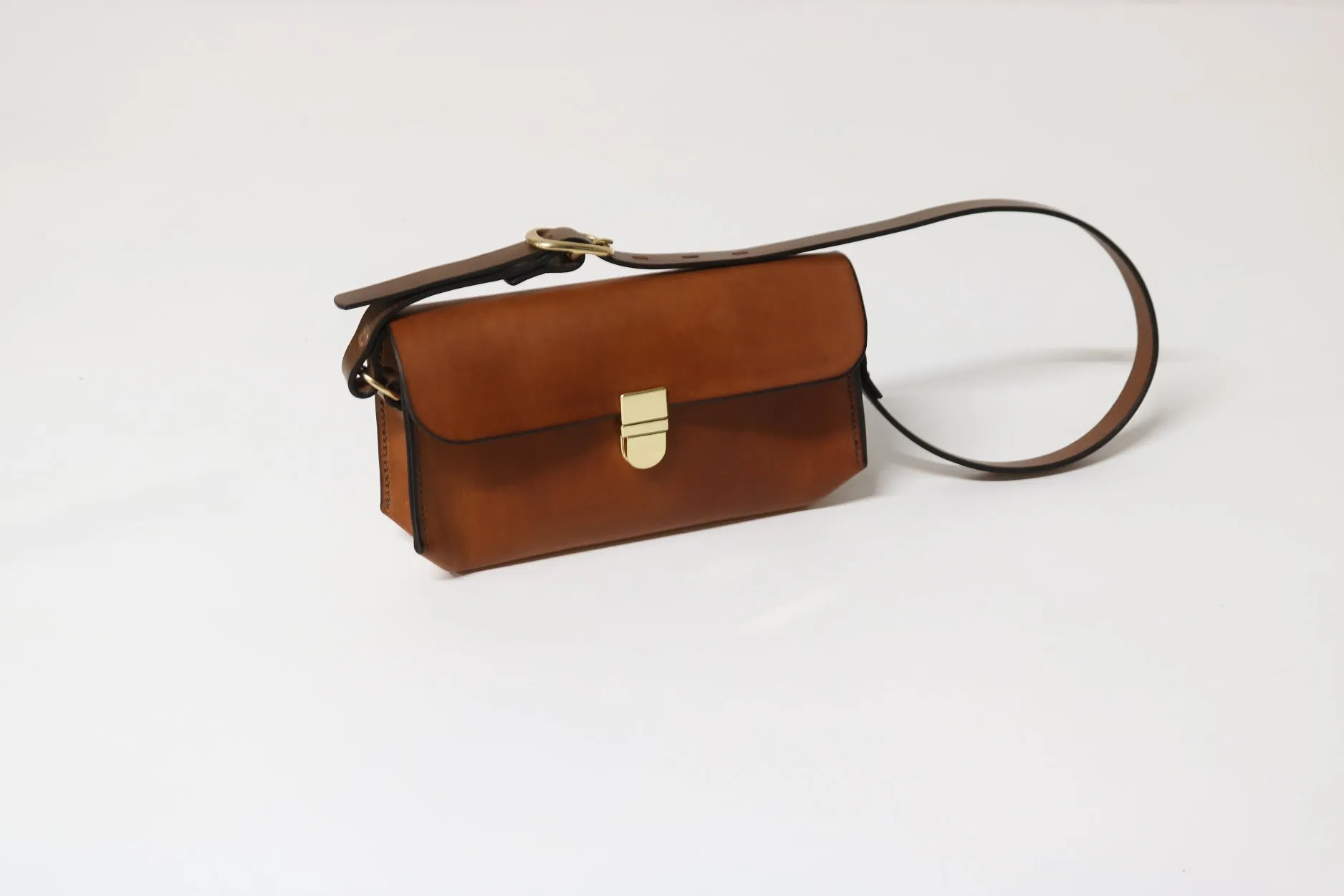 CARRIE - Leather Handbag