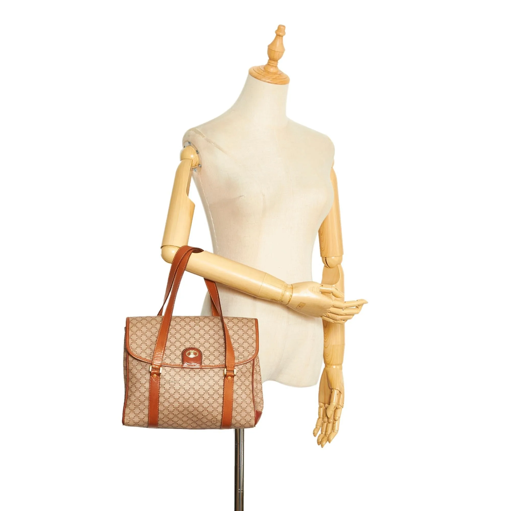 Celine Macadam Handbag (SHG-cPeAFS)