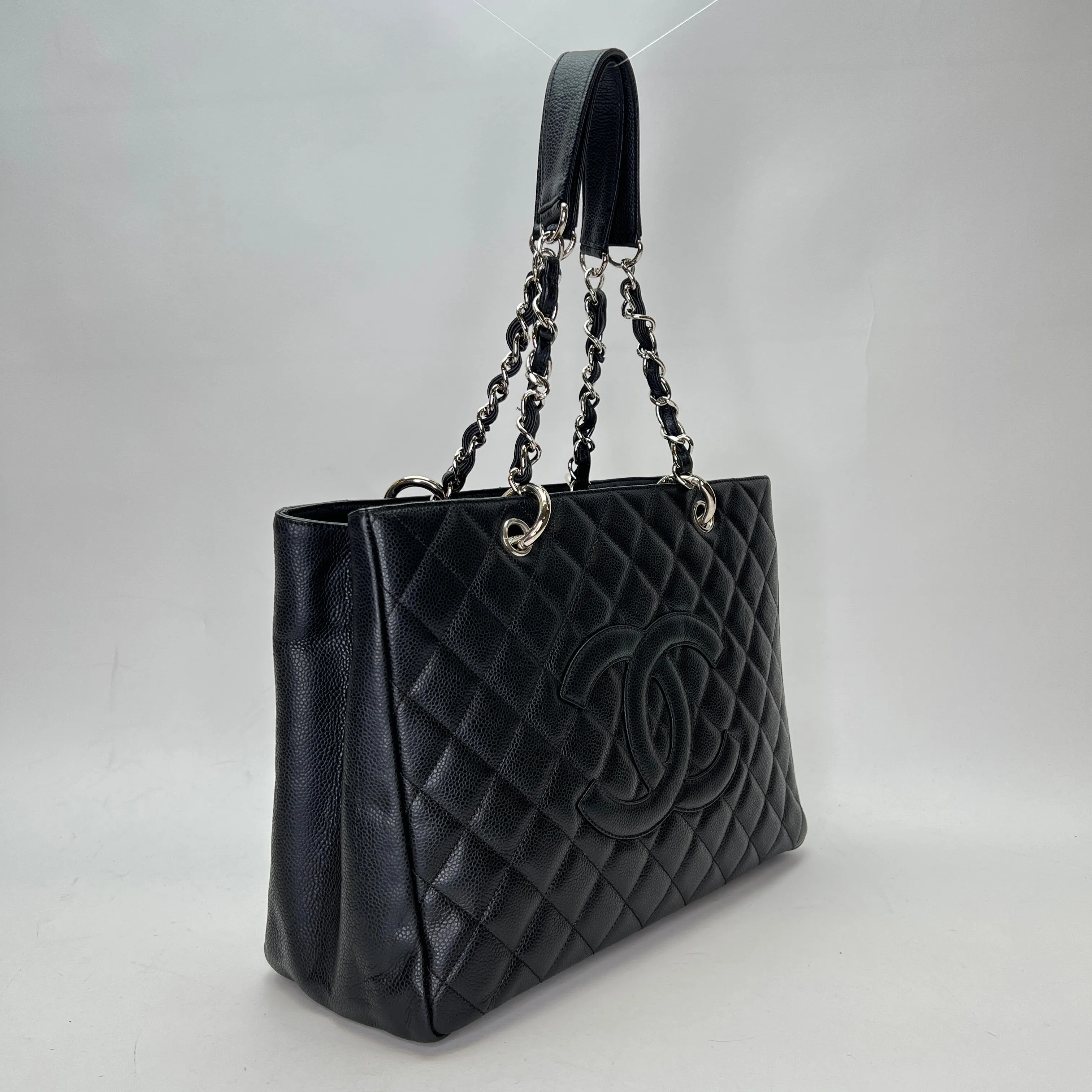 GST Black Tote Bag in Caviar Leather, Silver hardware