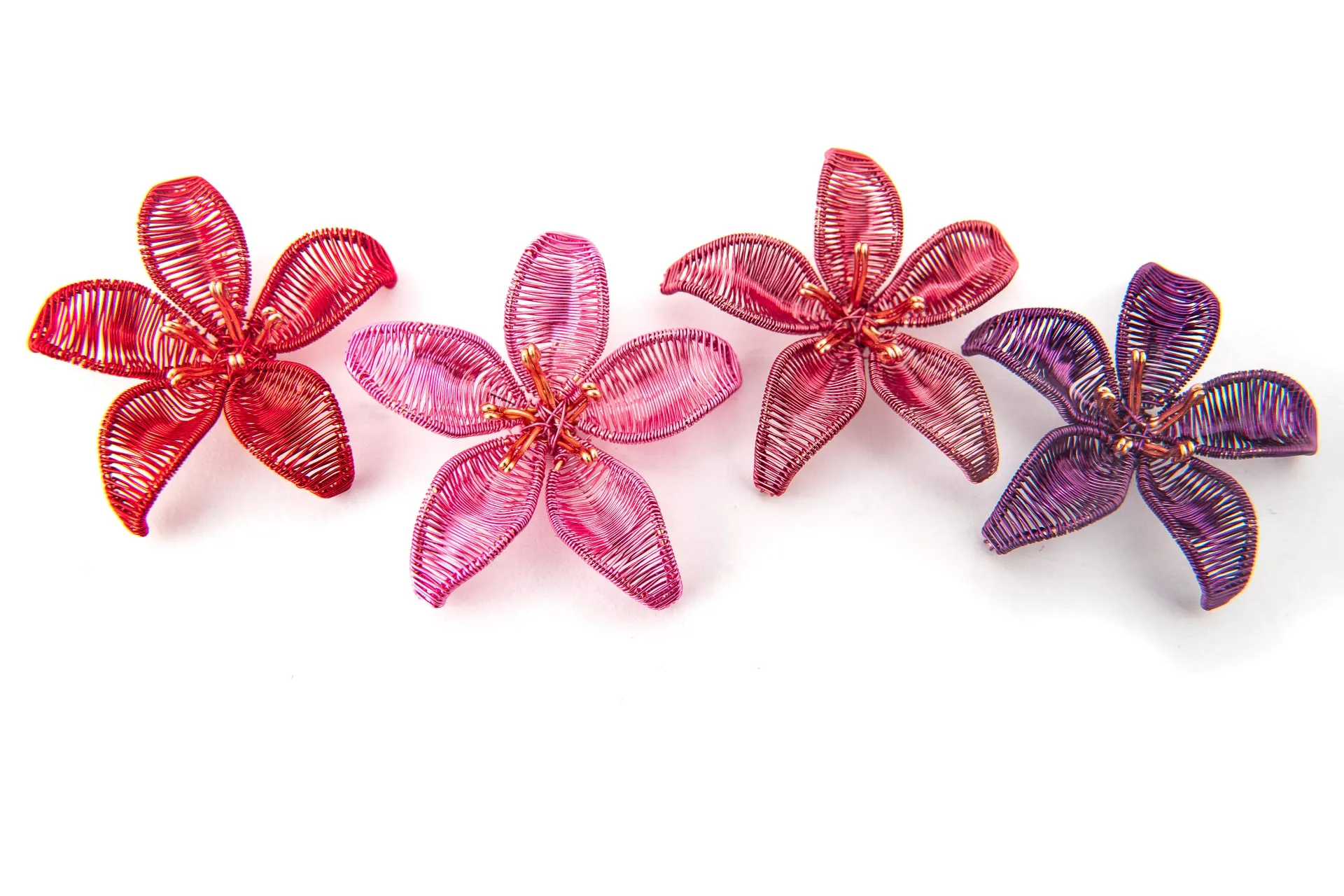 Wireart Lily Pendant, Purple